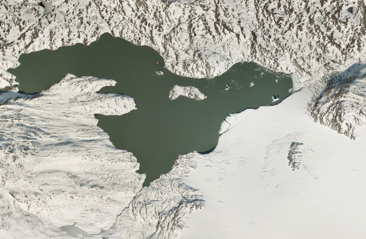 Luchtfoto van de Ramnabergbreen in 2019. Bron: norgeibilder.no