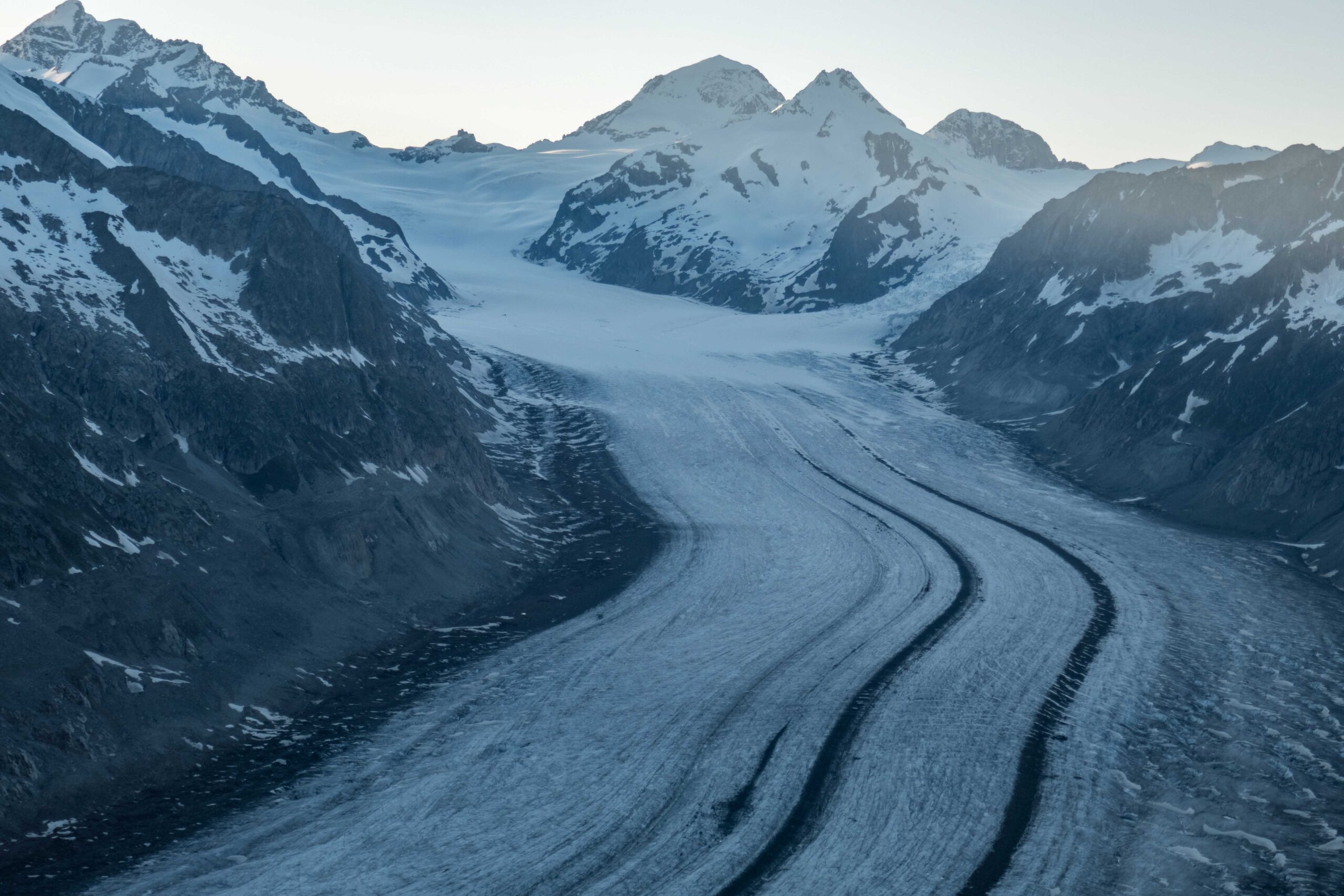 Grosser Aletschgletscher vanaf de Eggishorn, juni 2020.