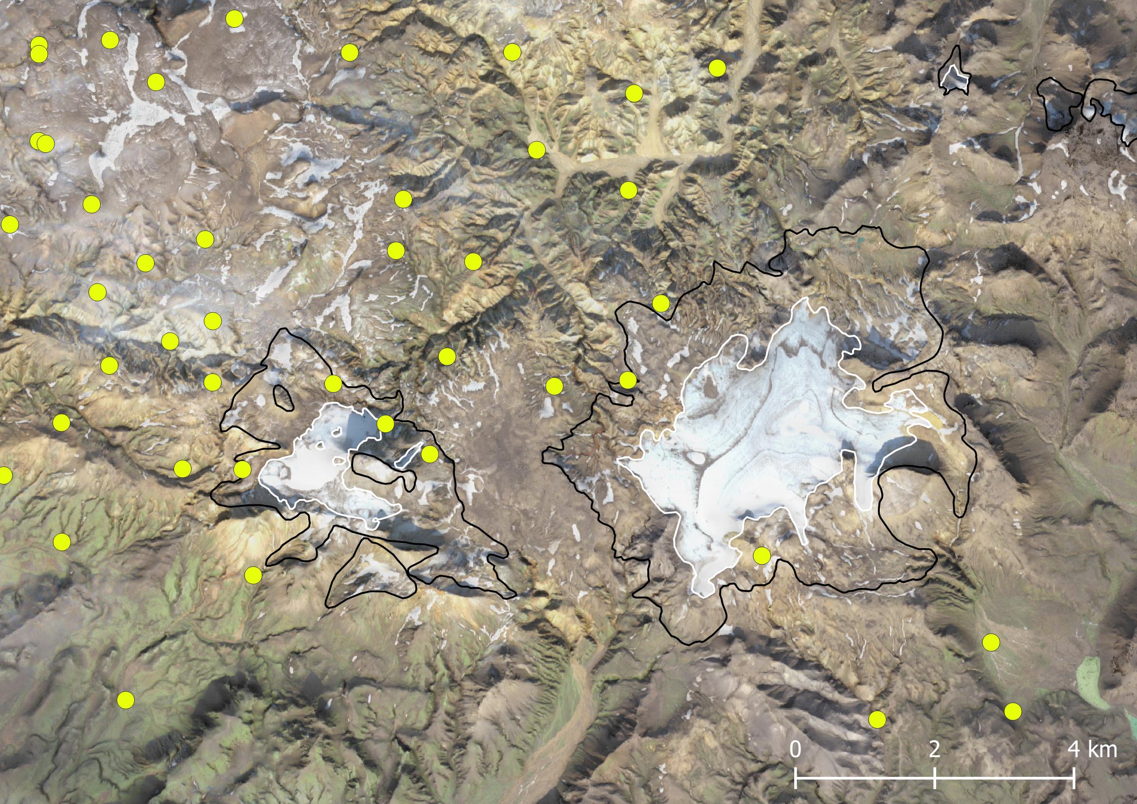 Omvang van de Kaldaklofsjökull (links) en Torfajökull in 1890 (zwarte omtrek) en nu (wit). Een aantal warmwaterbronnen (geel) lagen vroeger onder de gletsjers.