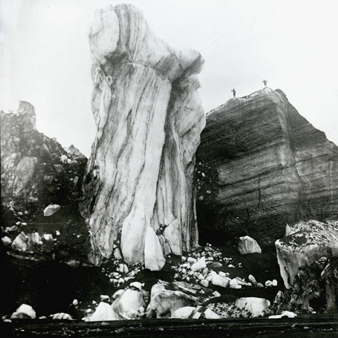 Gigantische ijsbergen op de Mýrdalssandur, 1918. Foto: Kjartan Guðmundsson.