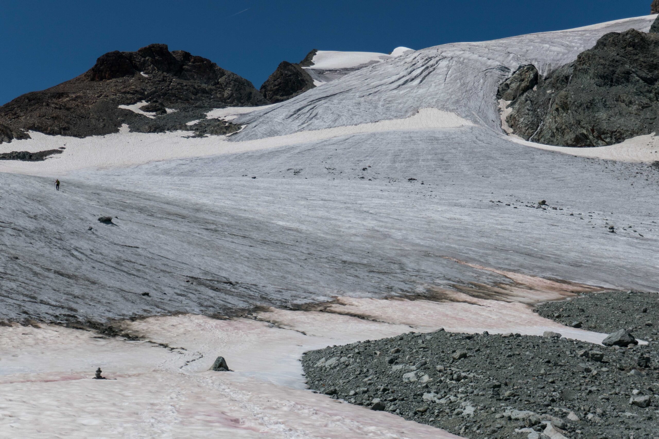 De Haute Glacier d'Arolla op de grens tussen Zwitserland en Italië, augustus 2019.