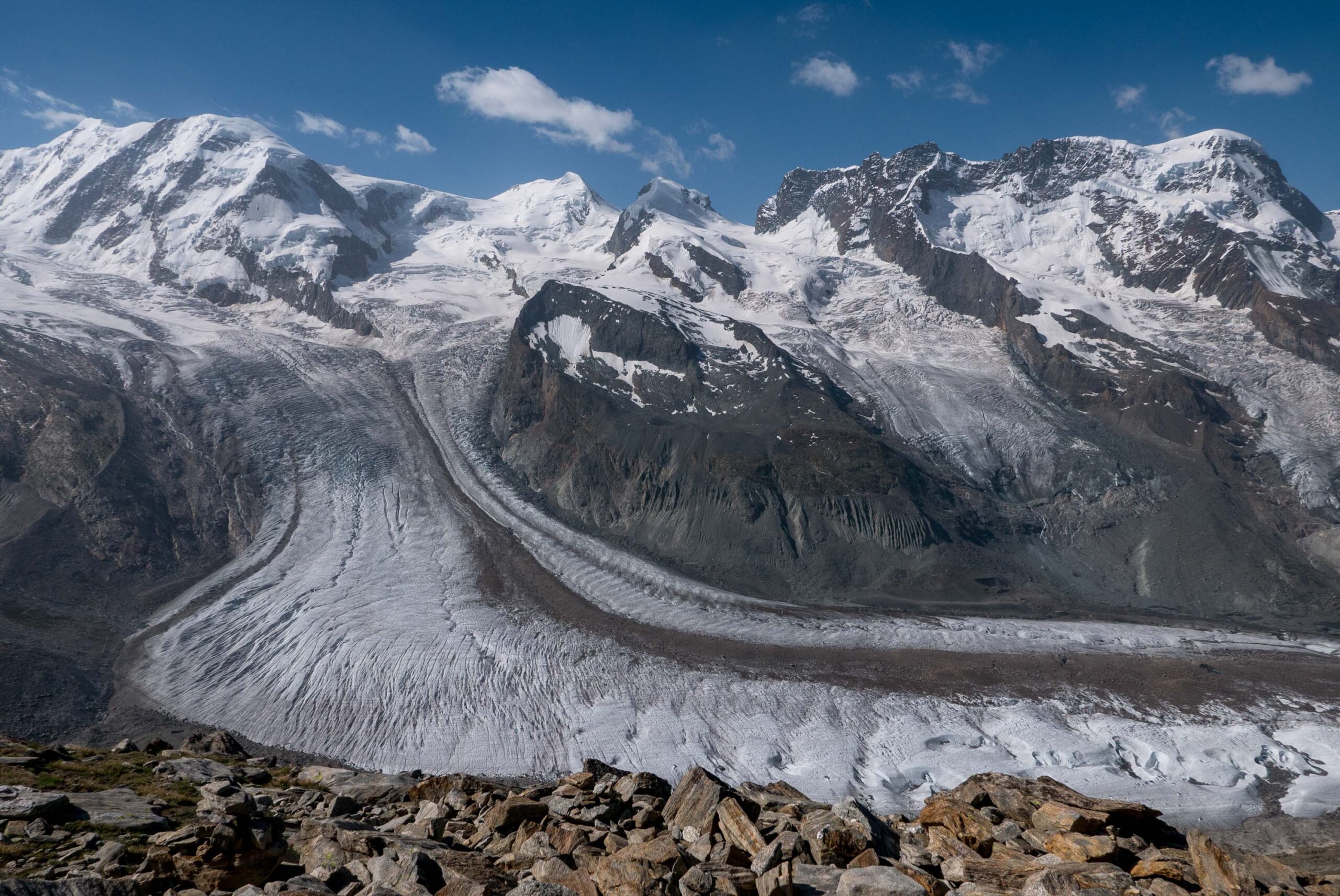 De Gornergletscher vanaf de Gornergrat, juni 2022.