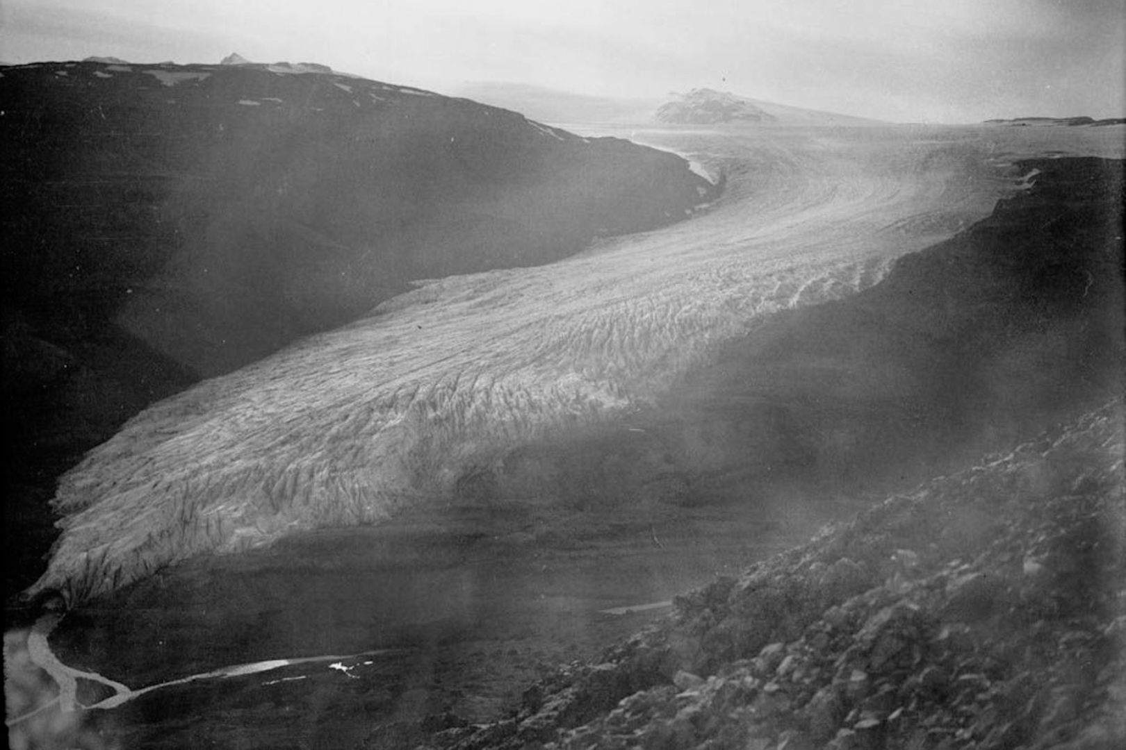 Axarfellsjökull in 1935. Photograph: Steinþór Sigurðsson, Jöklarannsóknafélag Íslands.