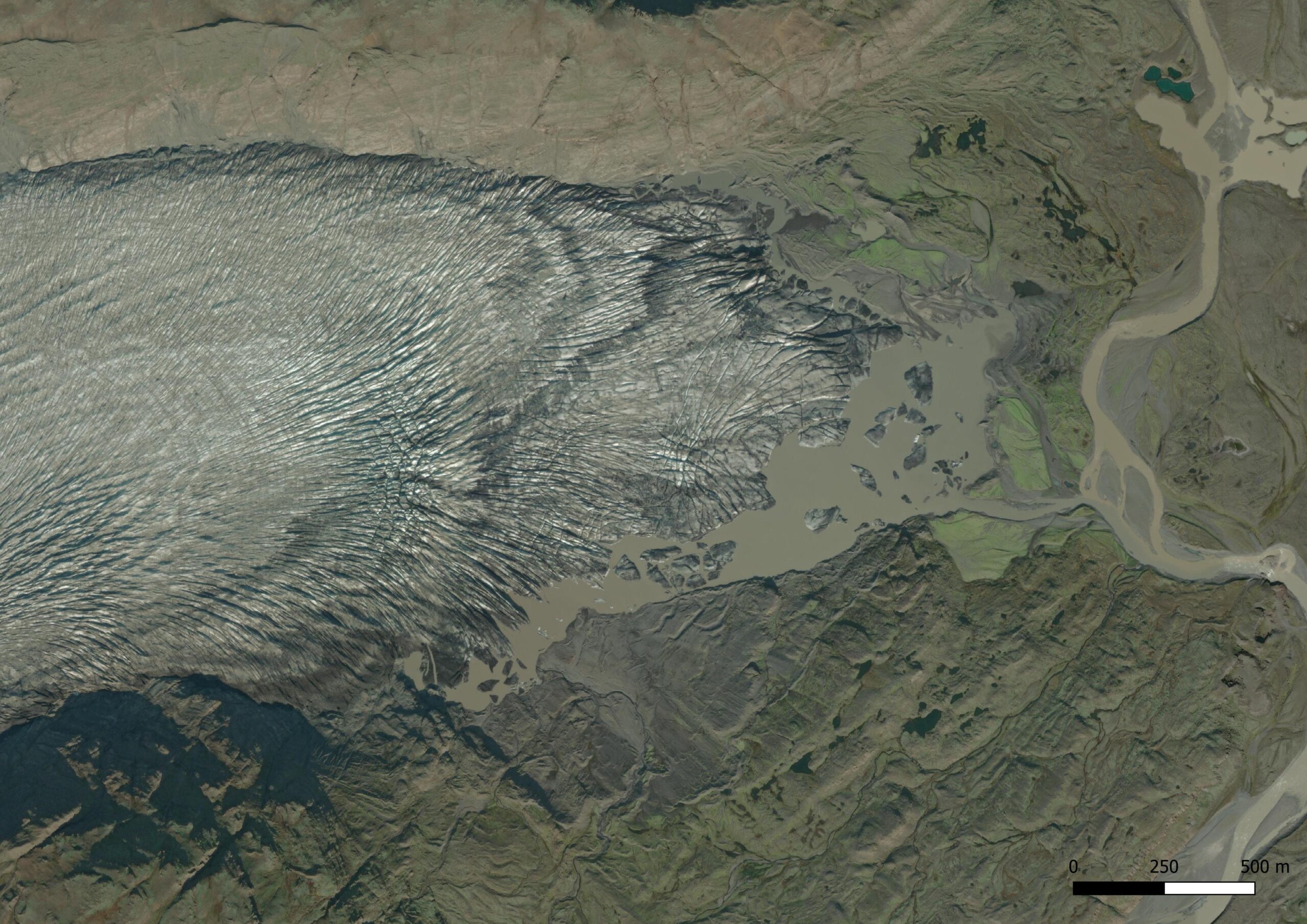 Skálafellsjökull in 2023. Source: ESRI World View.