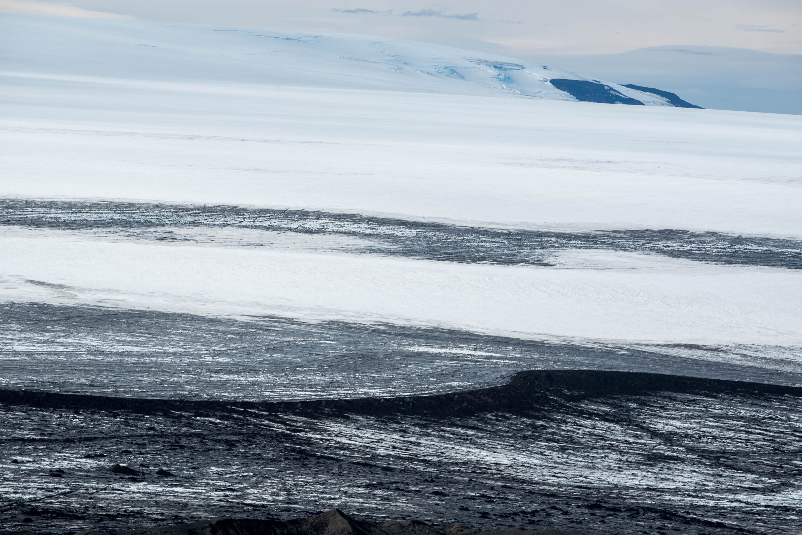 De westelijk Dyngjujökull met de Bárðarbunga op de achtergrond, augustus 2023.