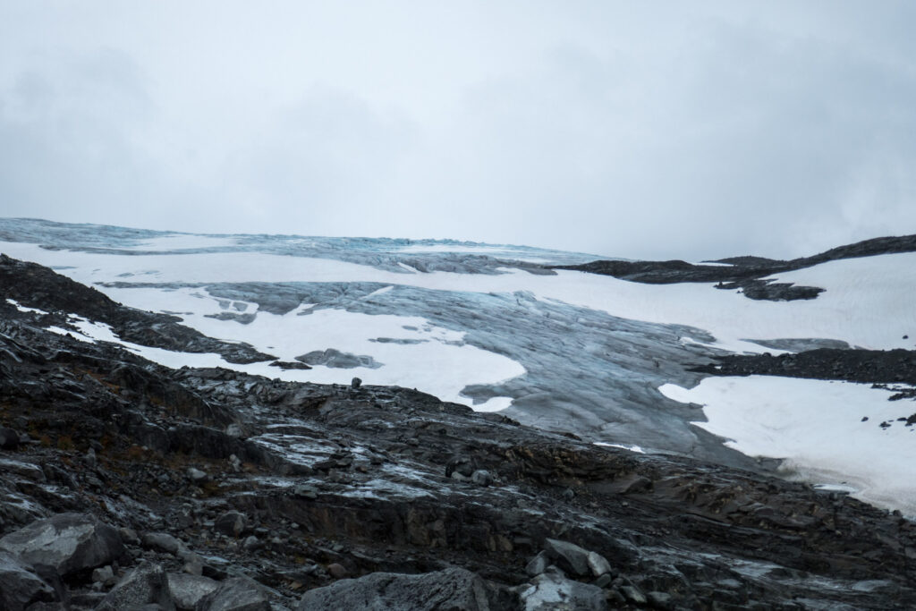 De Bøverbreen tijdens de koele zomer van 2020.