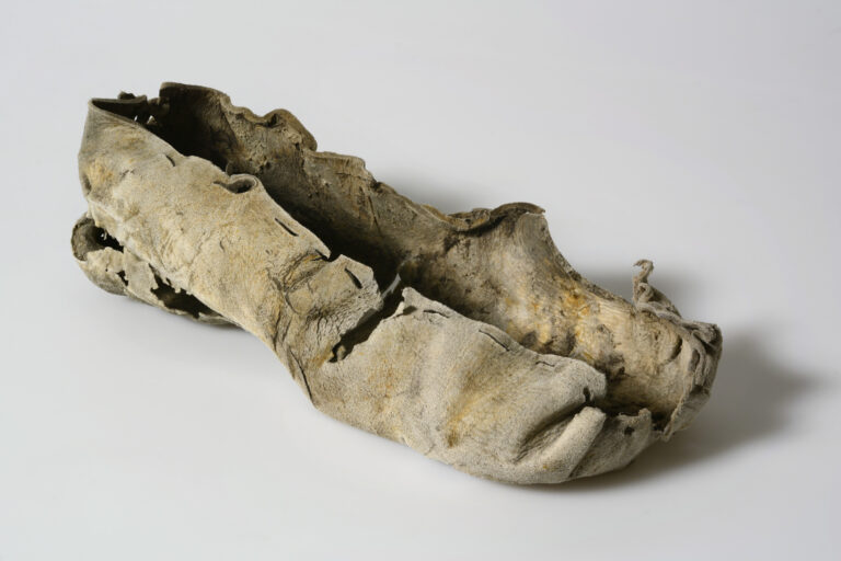 3000 to 4000 year old shoe, preserved by an ice patch. Collection Museum of Cultural History (University of Oslo), item C56163.