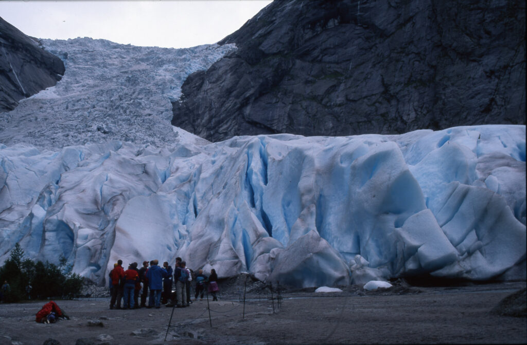 Briksdalsbreen at its peak in 1997. Source: Harald Sveian, Norges Geologisk Undersøkelse Fotoarkiv NGU040011.