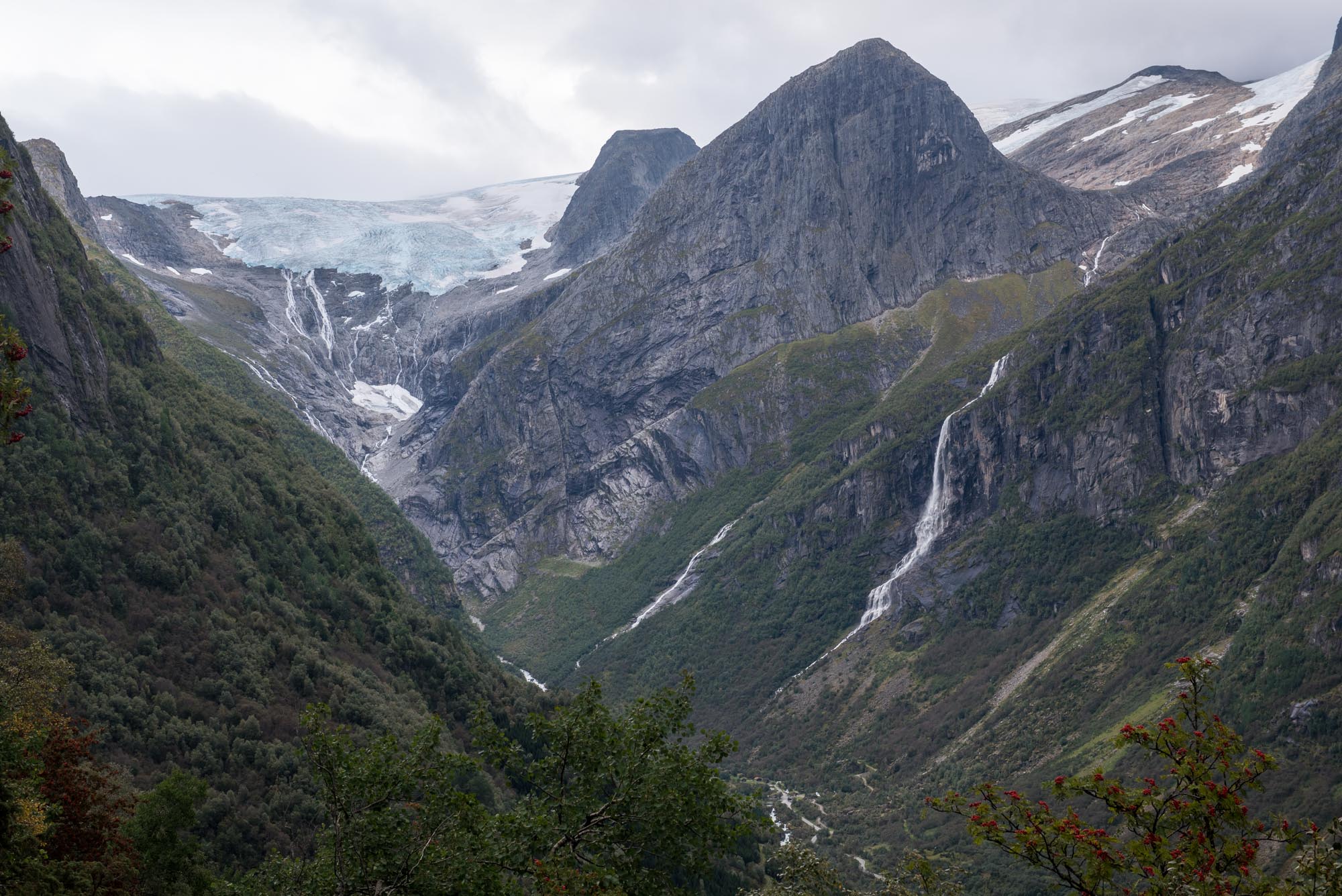 Melkevollbreen at the head of Oldedalen valley.