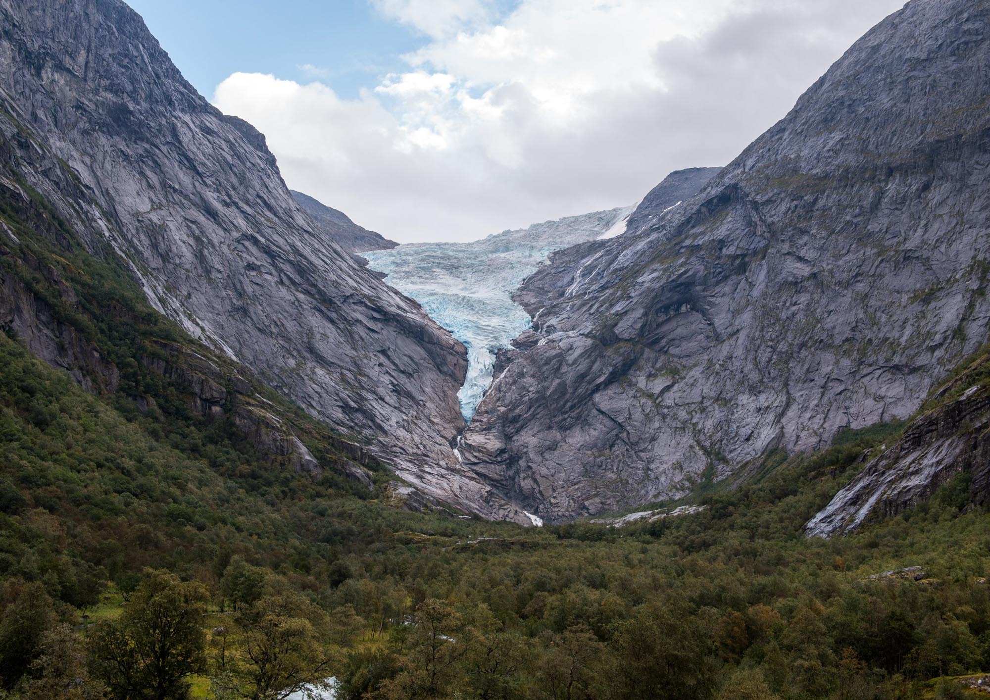 Briksdalsbreen 2024.