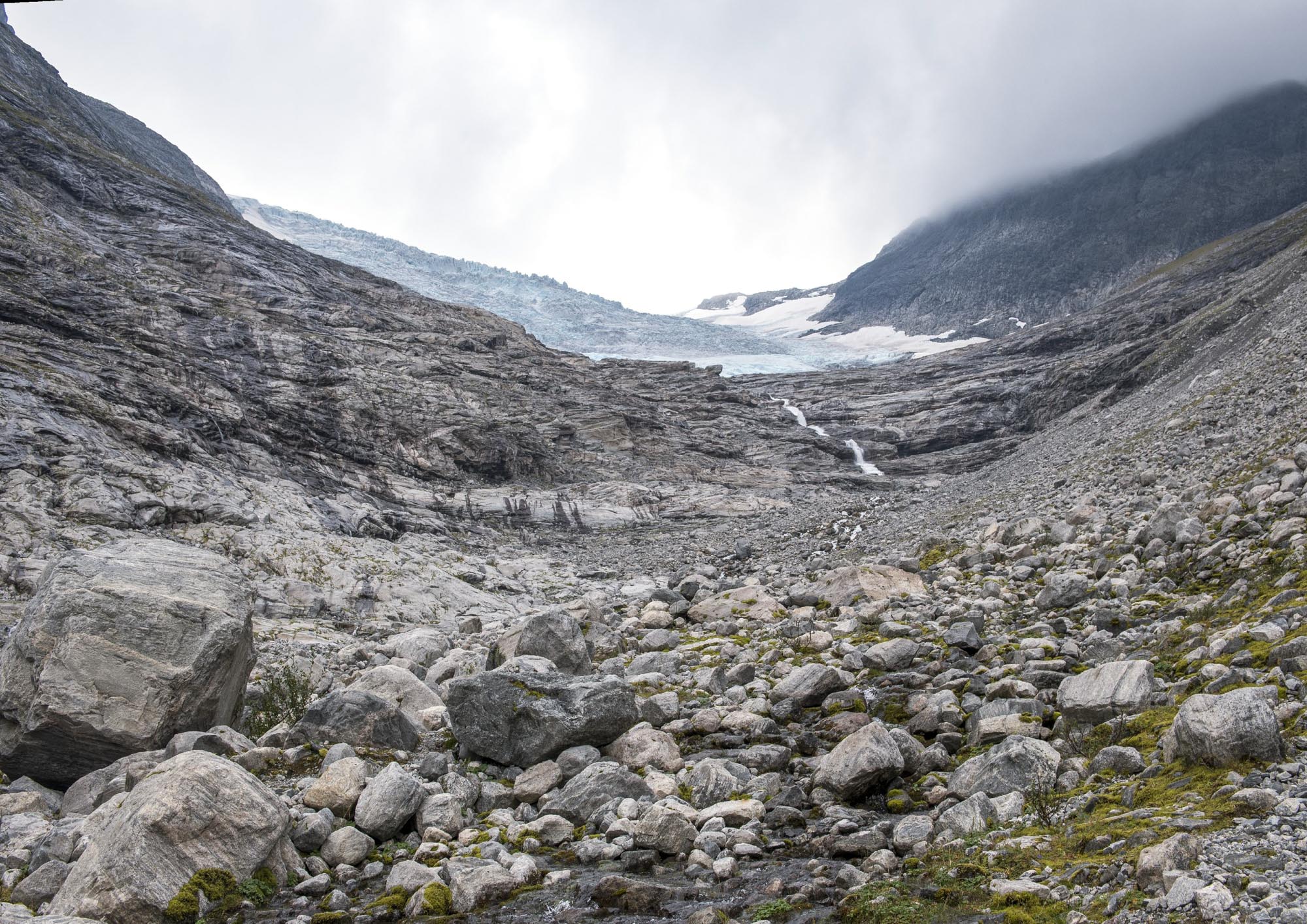 Bødalsbreen 2024.