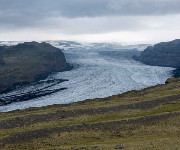Sólheimajökull with prehistoric moraines in the foreground, July 2023.