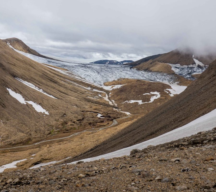 Wegkwijnende oostkant van de Torfajökull, juli 2023.