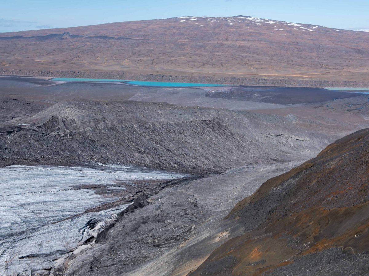 De westelijke uitloper van Þorisjökull met de Ok op de achtergrond, juli 2023.