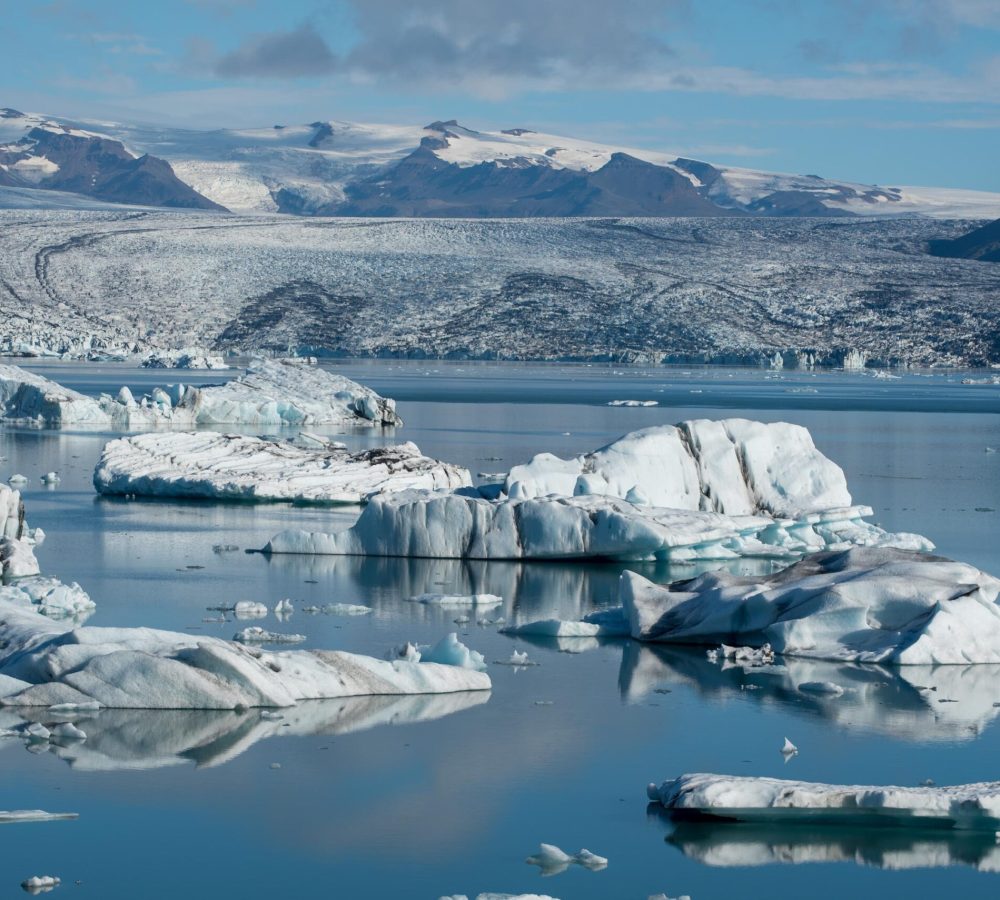 IJsbergen in het Jökulsárlón, augustus 2023.