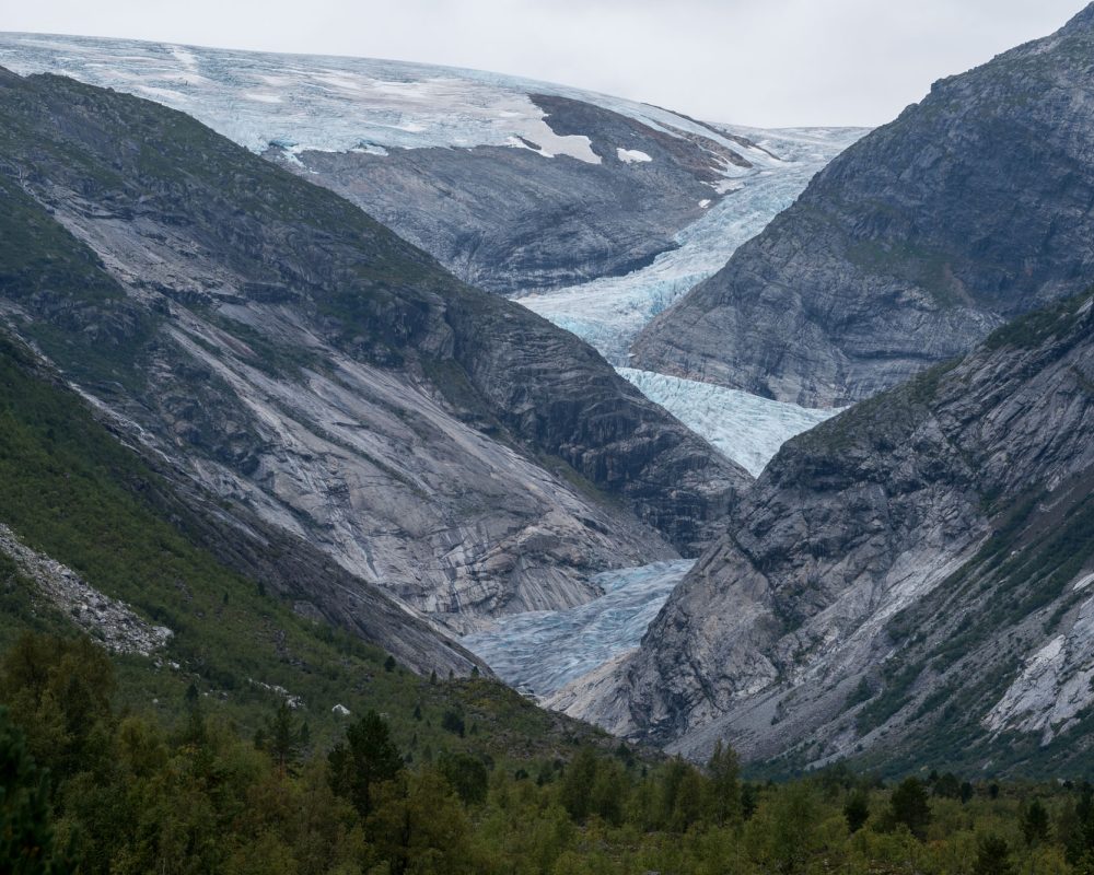 The S-shaped Nigardsbreen.